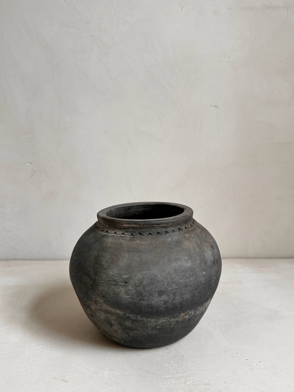 The Corner - Antique pot No 215 - Pots & Vases