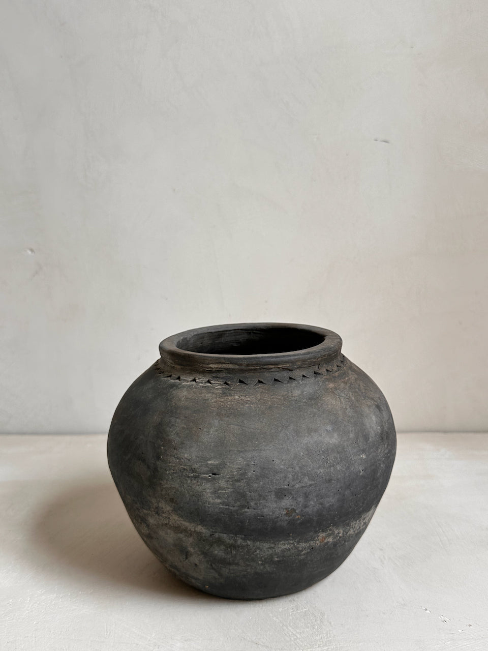 The Corner - Antique pot No 215 - Pots & Vases