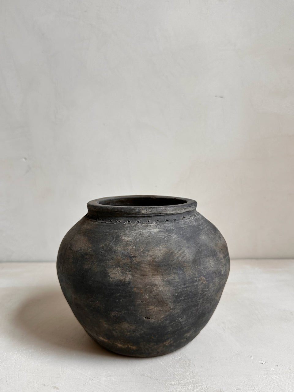 The Corner - Antique pot No 215 - Pots & Vases