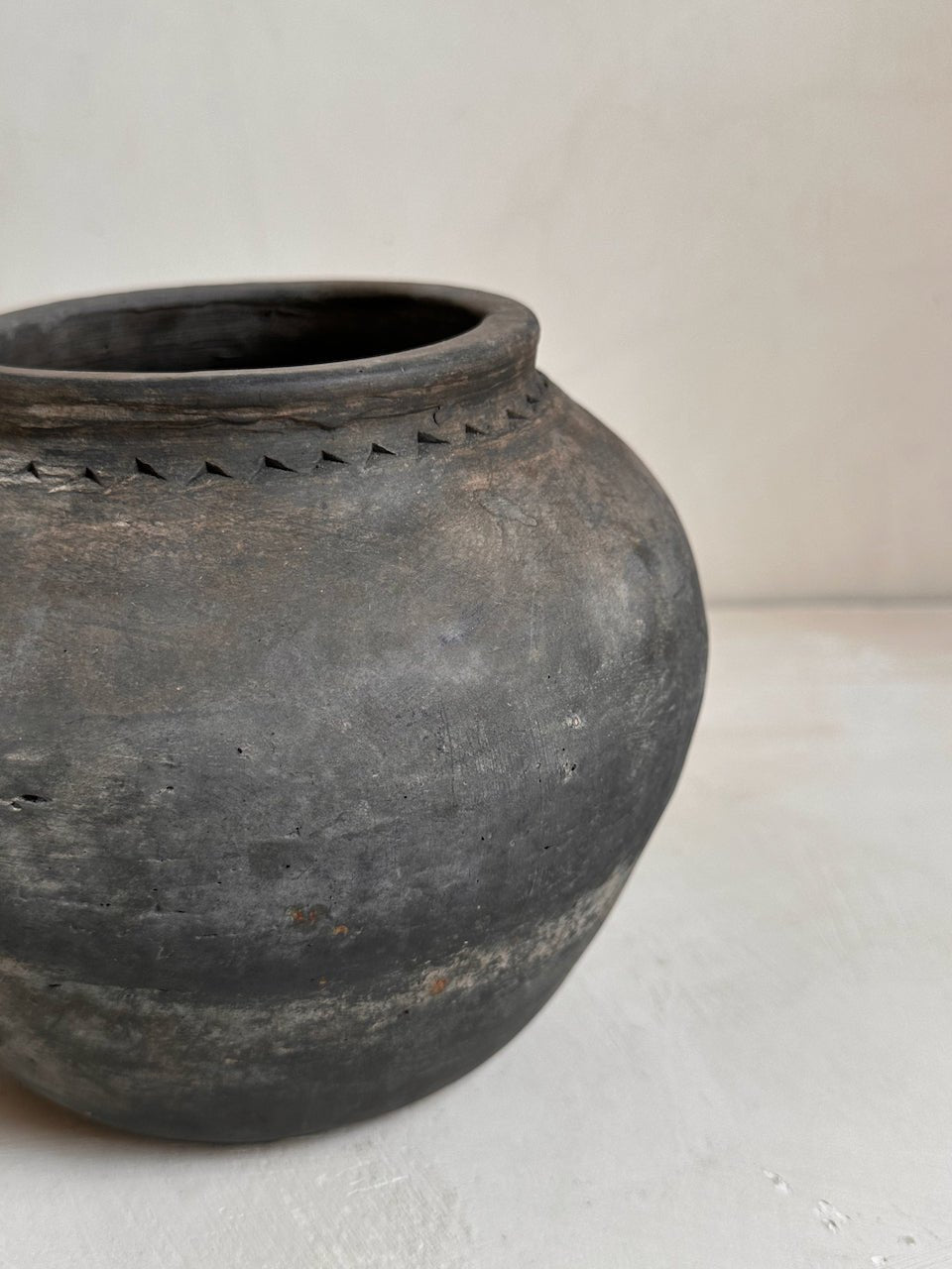 The Corner - Antique pot No 215 - Pots & Vases