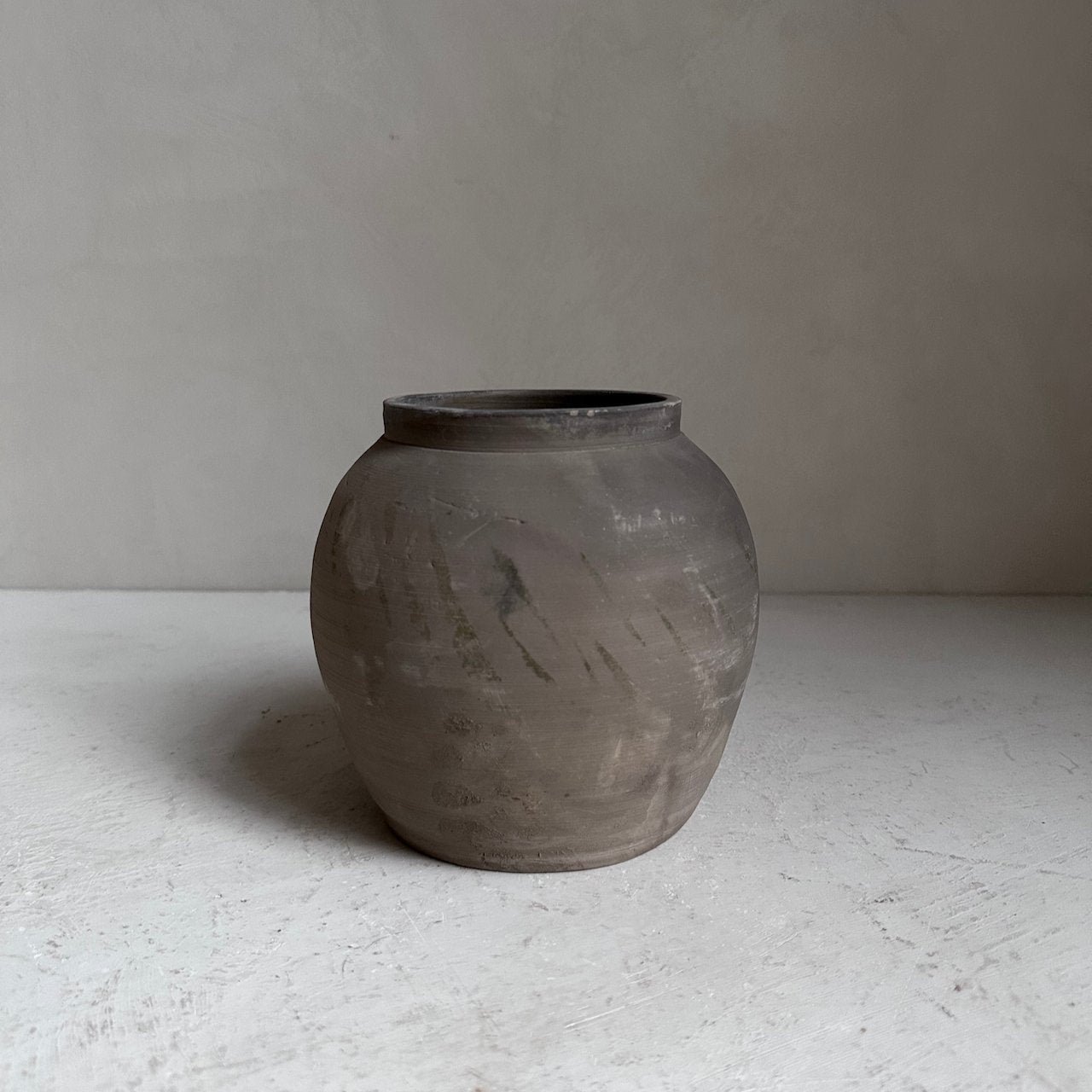 The Corner - Antique pot small N°104 - Pots & Vases