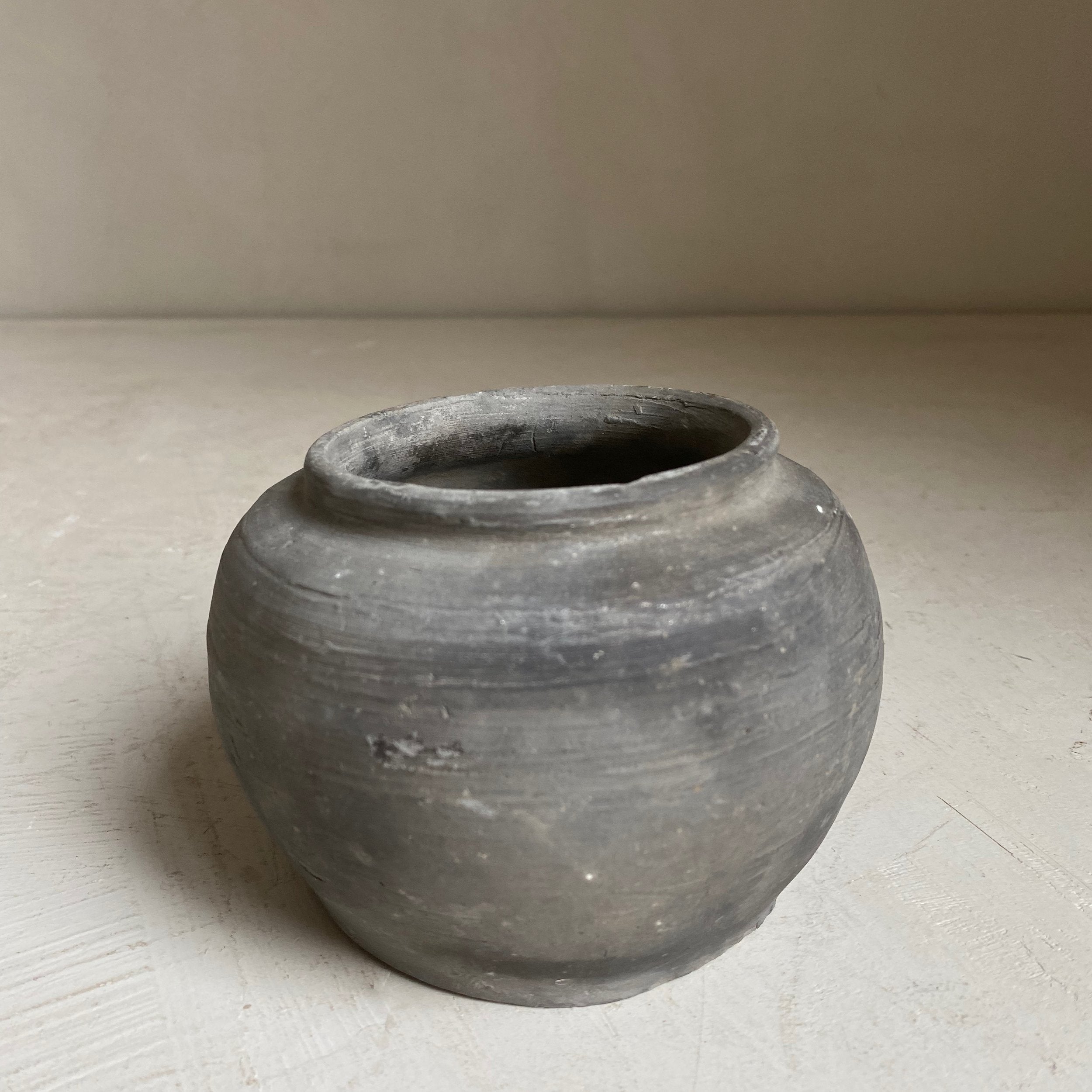 The Corner - Antique pot XS No 41 - 