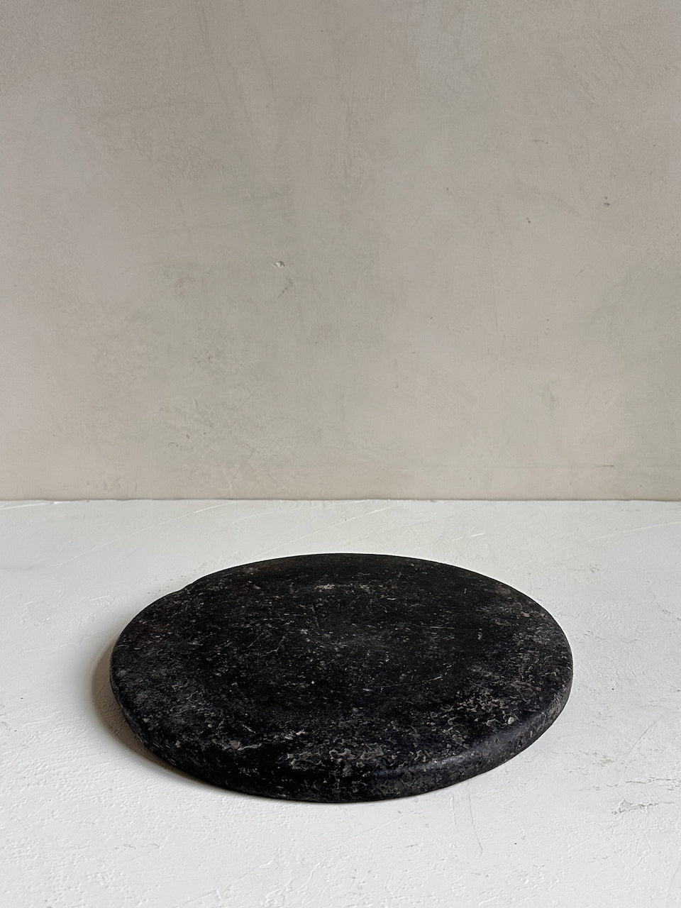 The Corner - Antique stone board N° 13 - Table & Kitchenware