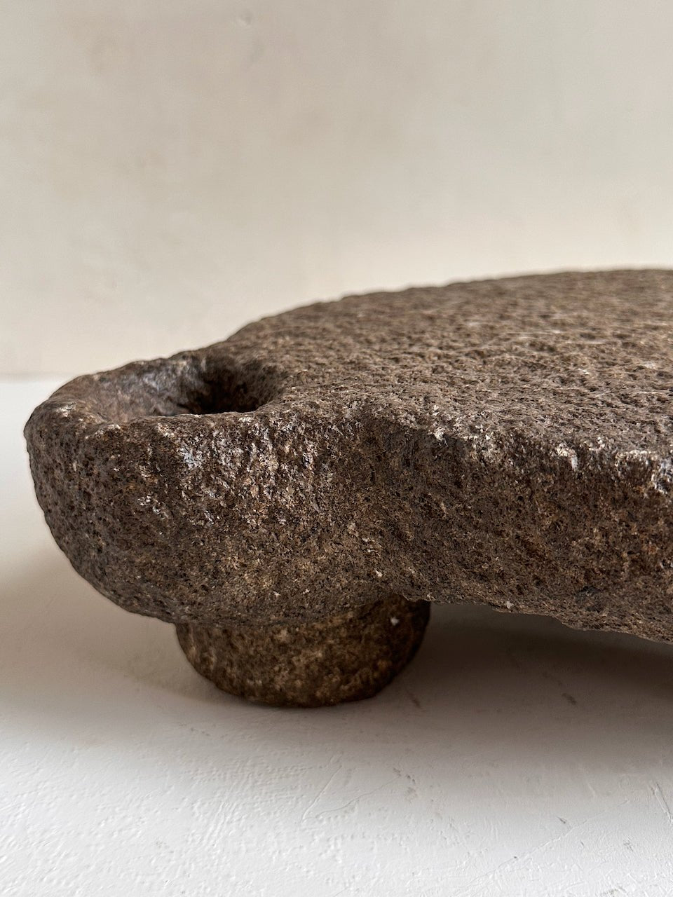 The Corner - Antique stone board N° 15 - Table & Kitchenware