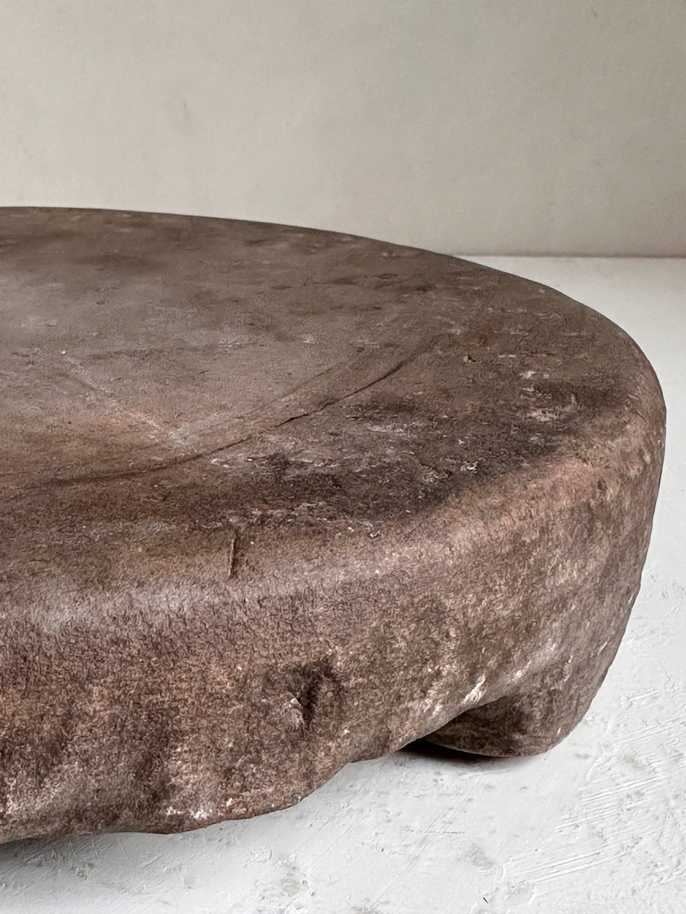 The Corner - Antique stone board N° 6 - Table & Kitchenware