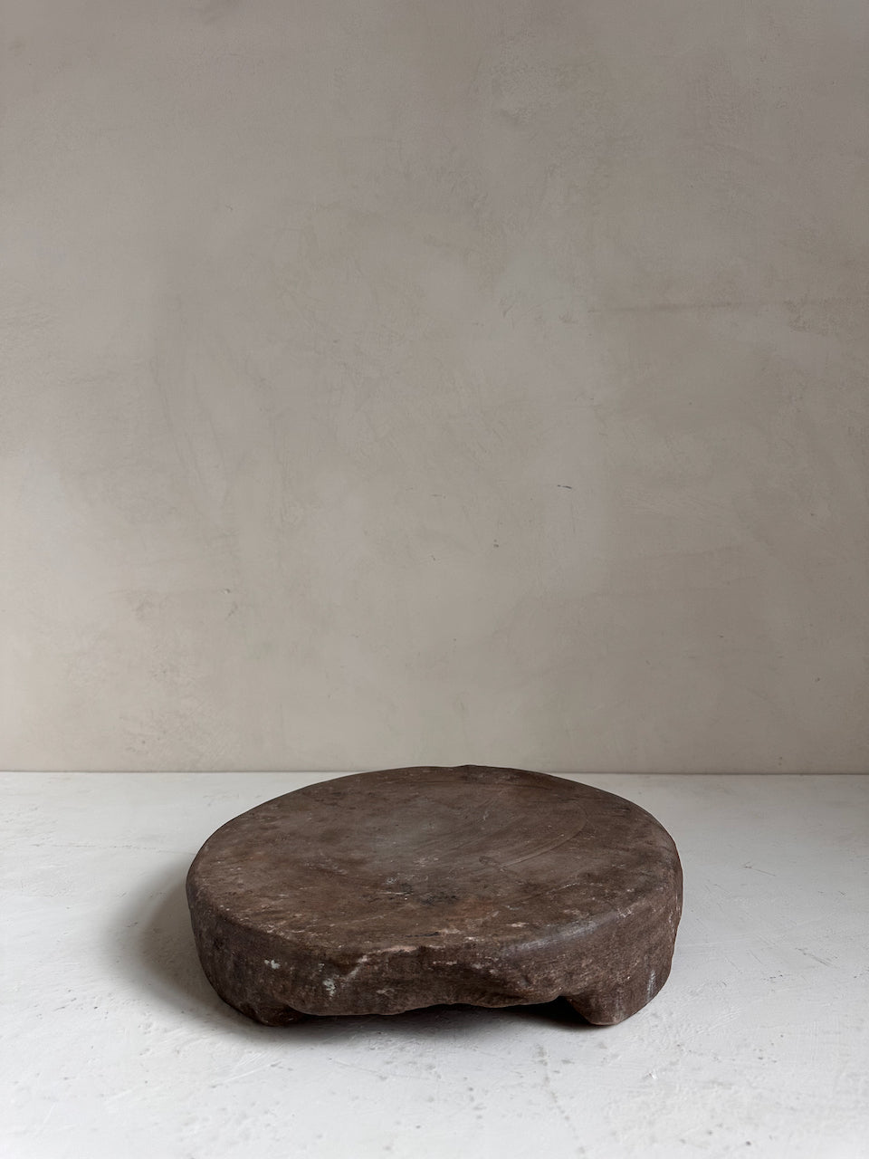 The Corner - Antique stone board N° 6 - Table & Kitchenware