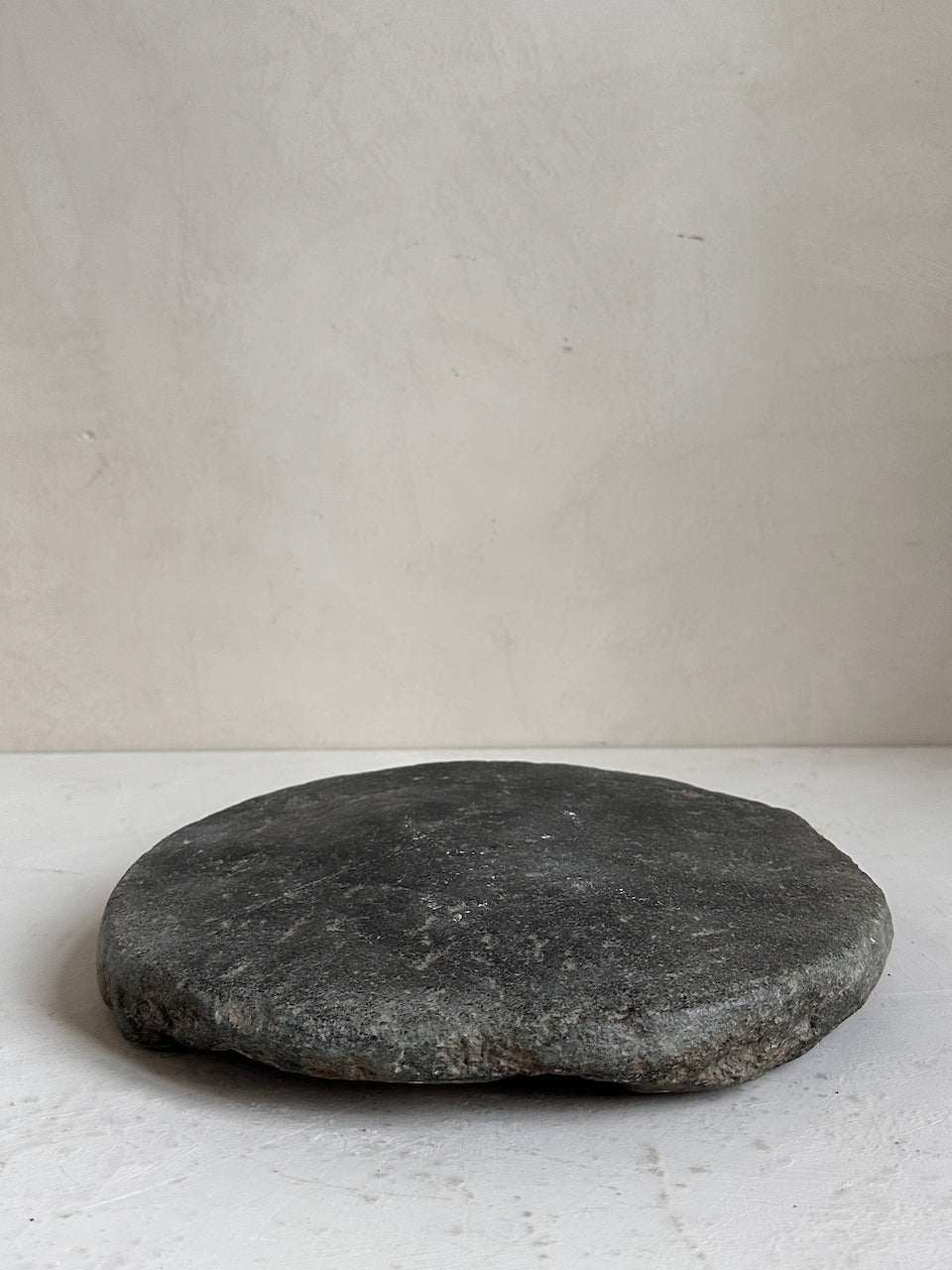 The Corner - Antique stone board N° 9 - Table & Kitchenware