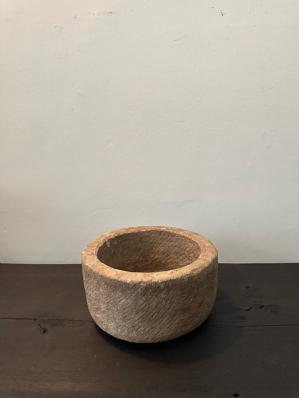 The Corner - Antique stone bowl N° 43 - Table & Kitchenware