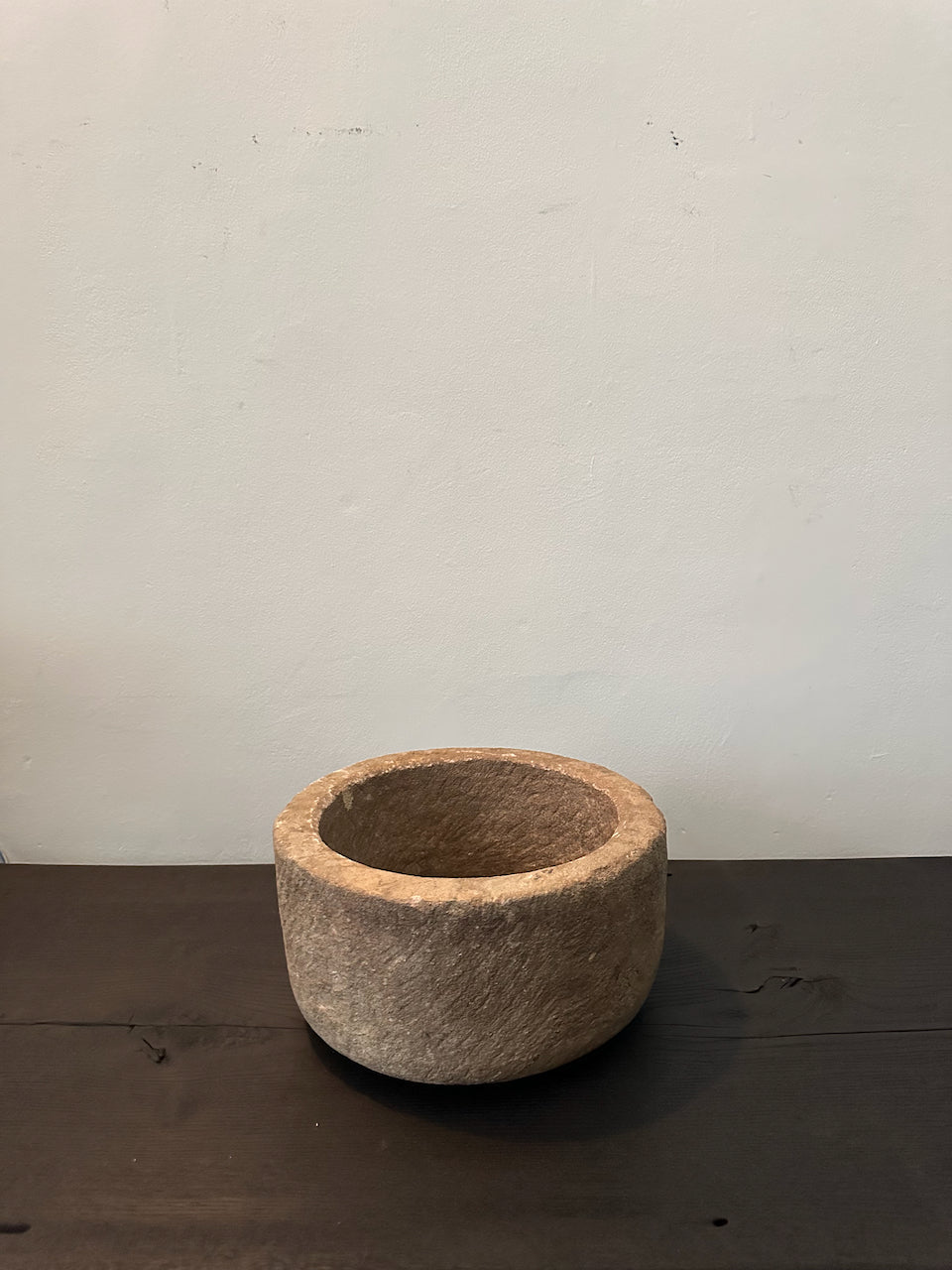 The Corner - Antique stone bowl N° 43 - Table & Kitchenware