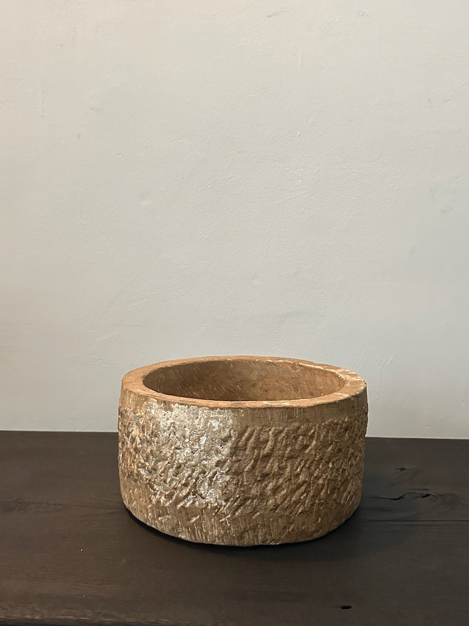 The Corner - Antique stone bowl N° 45 - Table & Kitchenware