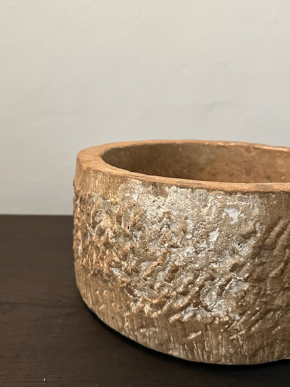 The Corner - Antique stone bowl N° 45 - Table & Kitchenware