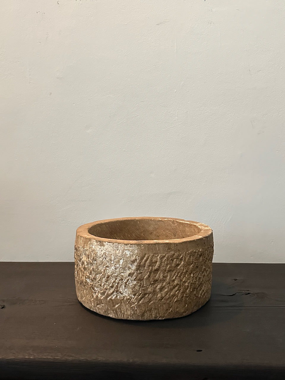 The Corner - Antique stone bowl N° 45 - Table & Kitchenware