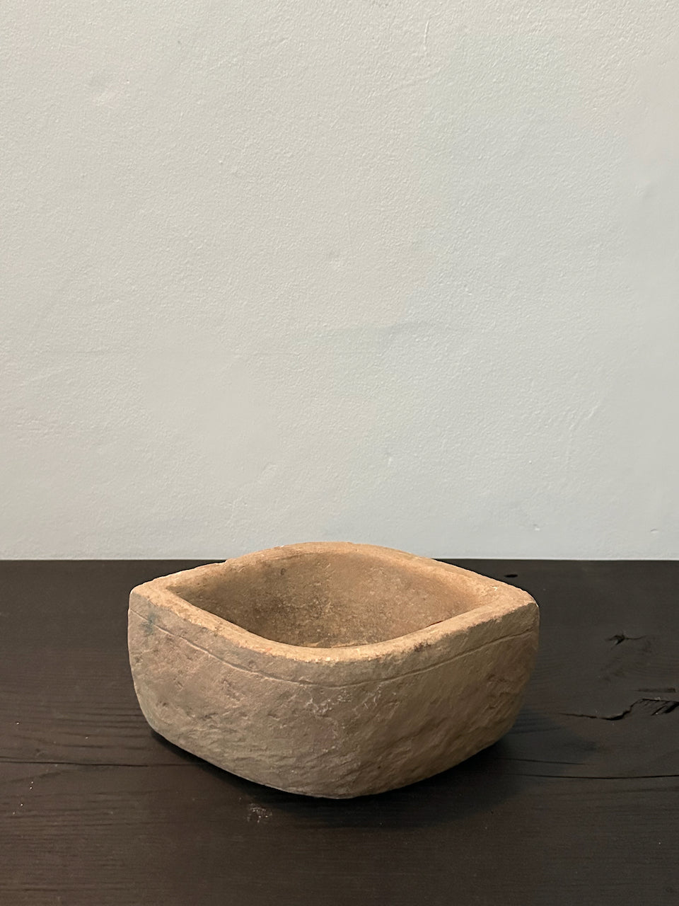 The Corner - Antique stone bowl N° 48 - Table & Kitchenware