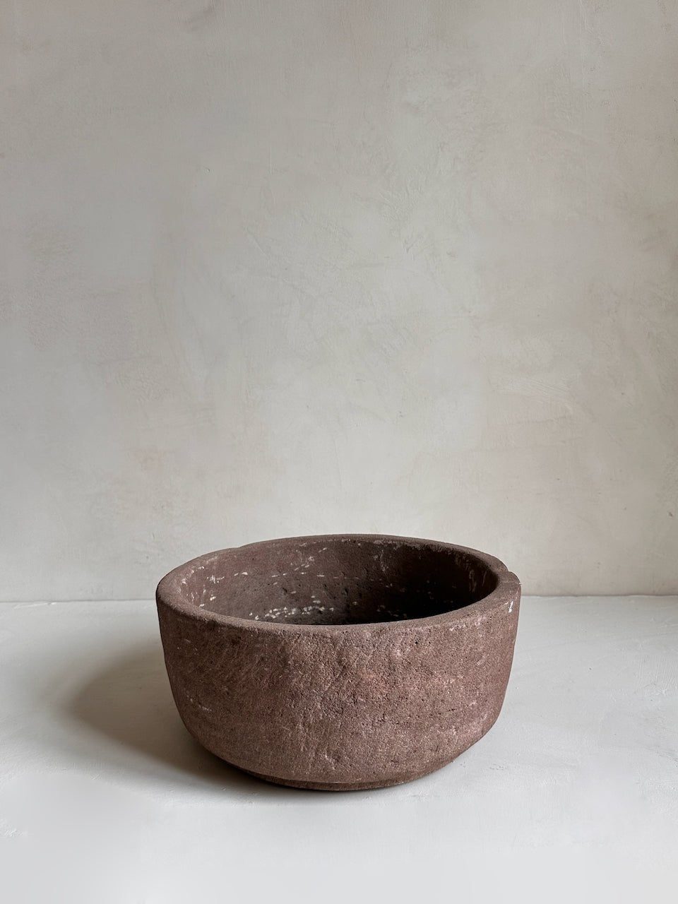 The Corner - Antique stone bowl N° 49 - Table & Kitchenware