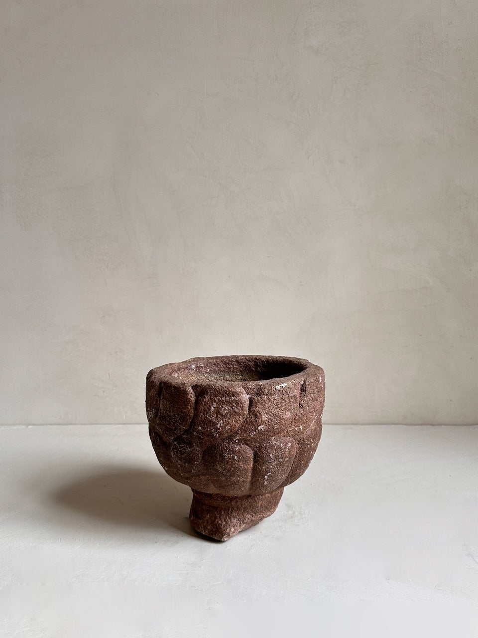 The Corner - Antique stone bowl N° 50 - Table & Kitchenware