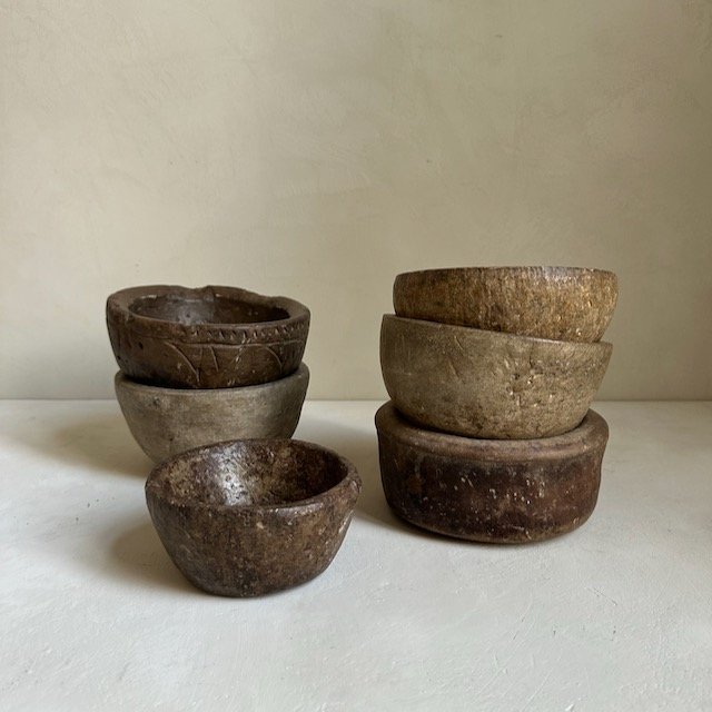 The Corner - Antique stone bowl N° 10 - Table & Kitchenware