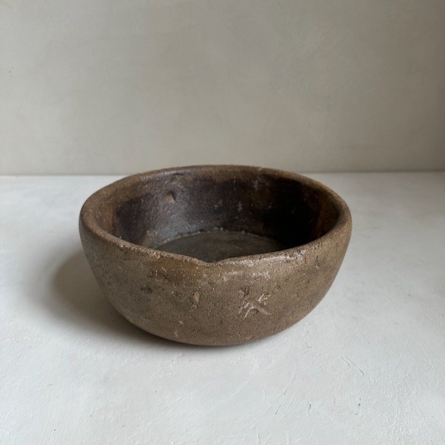 The Corner - Antique stone bowl N° 10 - Table & Kitchenware
