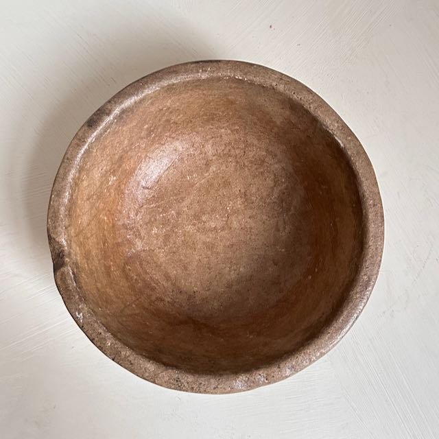 The Corner - Antique stone bowl N° 13 - Table & Kitchenware
