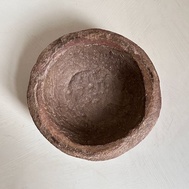 The Corner - Antique stone bowl N° 16 - Table & Kitchenware