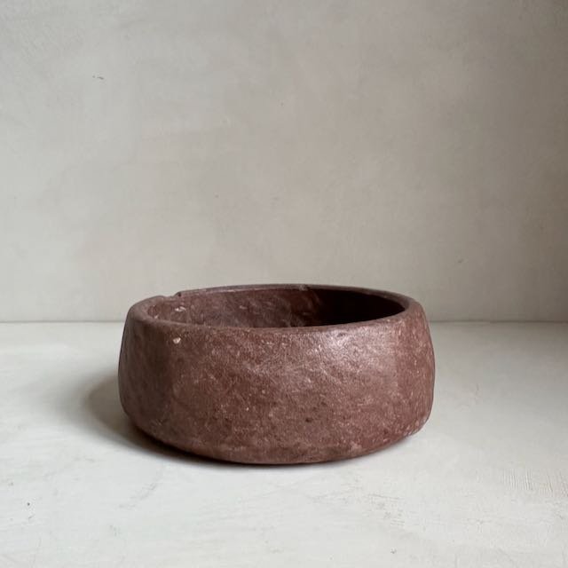 The Corner - Antique stone bowl N° 18 - Table & Kitchenware