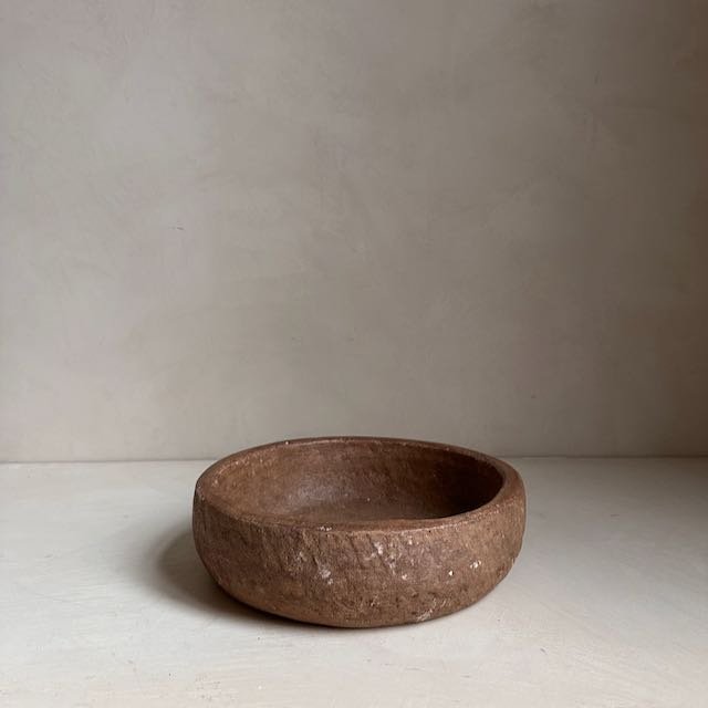The Corner - Antique stone bowl N° 20 - Table & Kitchenware