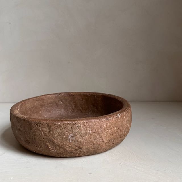 The Corner - Antique stone bowl N° 20 - Table & Kitchenware