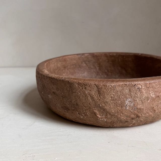 The Corner - Antique stone bowl N° 20 - Table & Kitchenware