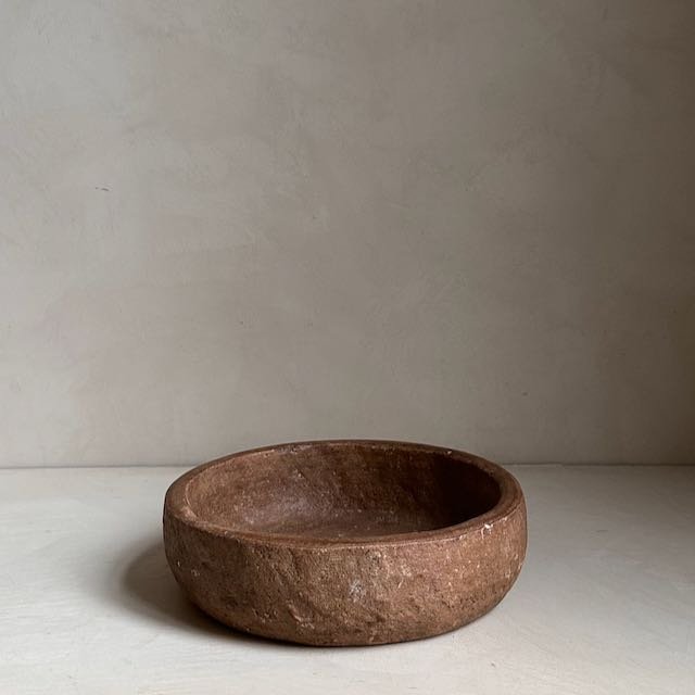 The Corner - Antique stone bowl N° 20 - Table & Kitchenware