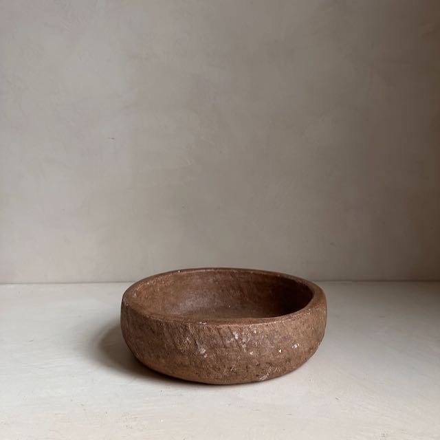 The Corner - Antique stone bowl N° 20 - Table & Kitchenware