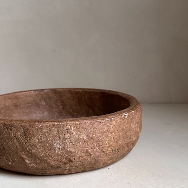 The Corner - Antique stone bowl N° 20 - Table & Kitchenware