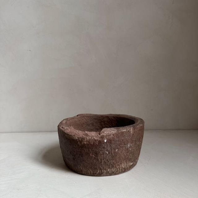 The Corner - Antique stone bowl N° 23 - Table & Kitchenware