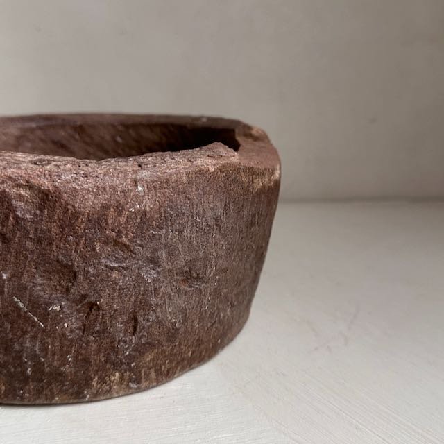 The Corner - Antique stone bowl N° 23 - Table & Kitchenware