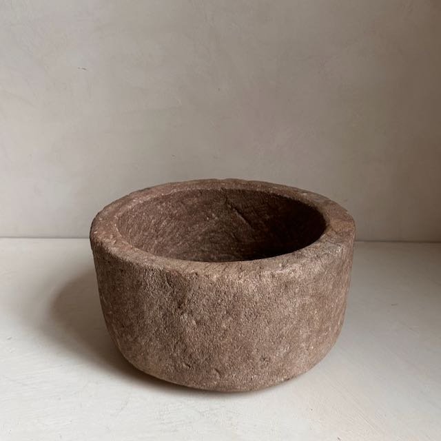 The Corner - Antique stone bowl N° 26 - Table & Kitchenware