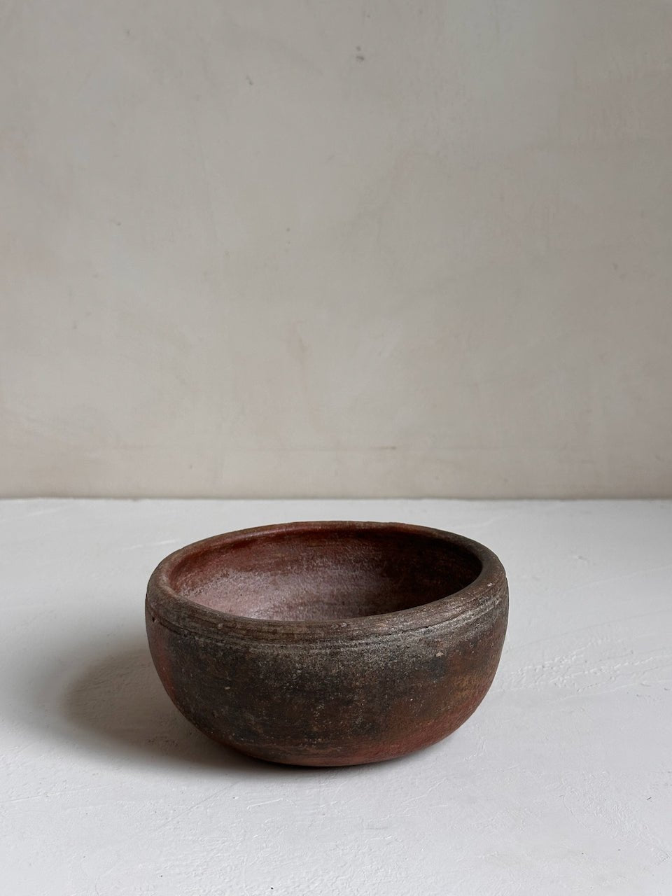 The Corner - Antique stone bowl N° 28 - Table & Kitchenware