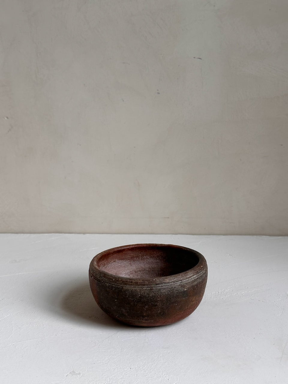 The Corner - Antique stone bowl N° 28 - Table & Kitchenware