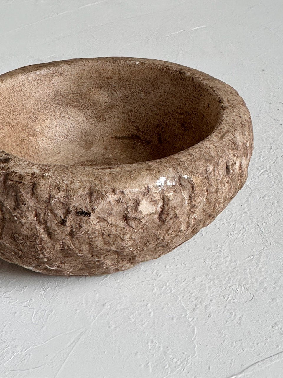 The Corner - Antique stone bowl N° 29 - Table & Kitchenware