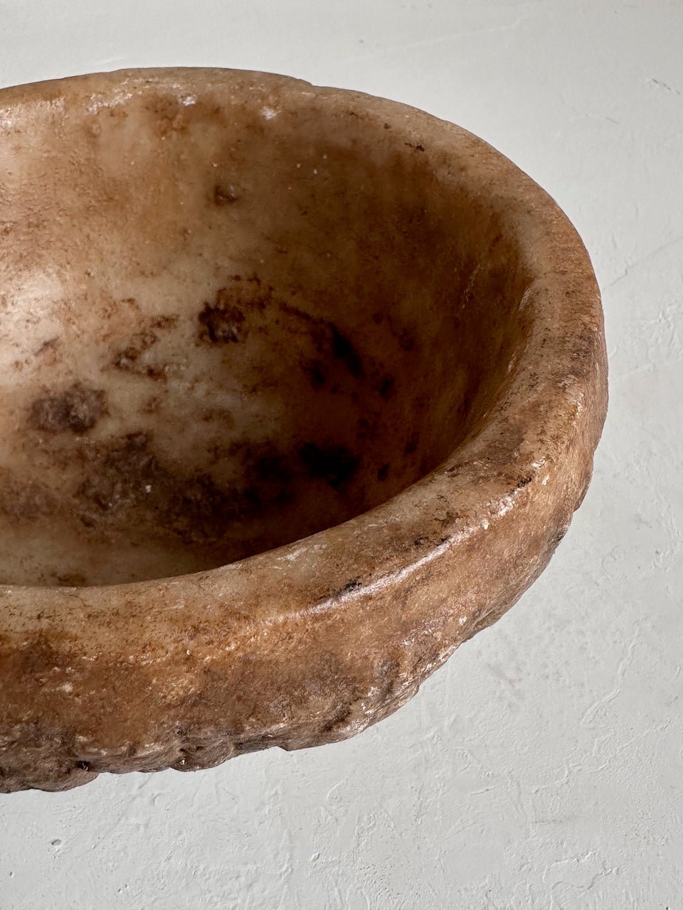 The Corner - Antique stone bowl N° 30 - Table & Kitchenware