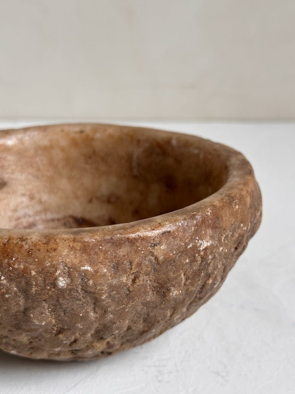 The Corner - Antique stone bowl N° 30 - Table & Kitchenware