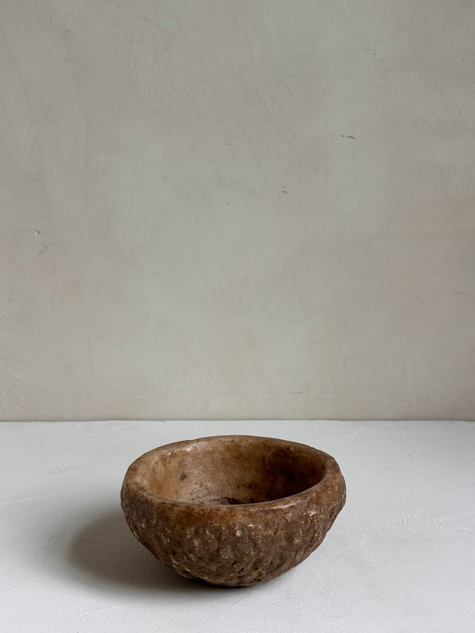 The Corner - Antique stone bowl N° 30 - Table & Kitchenware