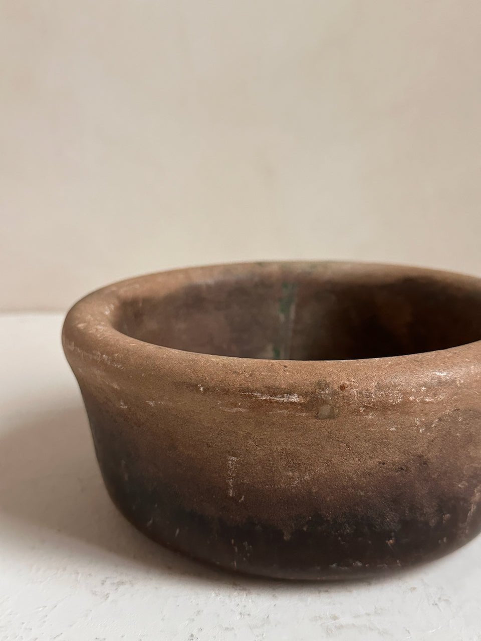 The Corner - Antique stone bowl N° 32 - Table & Kitchenware