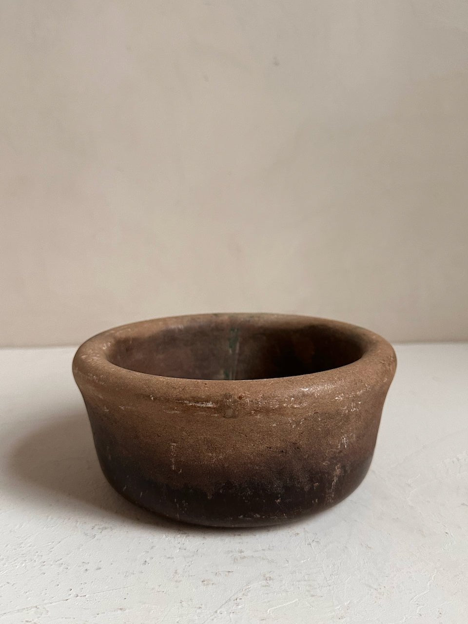 The Corner - Antique stone bowl N° 32 - Table & Kitchenware
