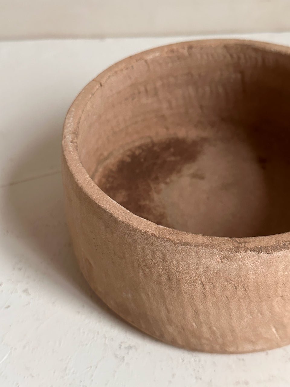 The Corner - Antique stone bowl N° 35 - Table & Kitchenware