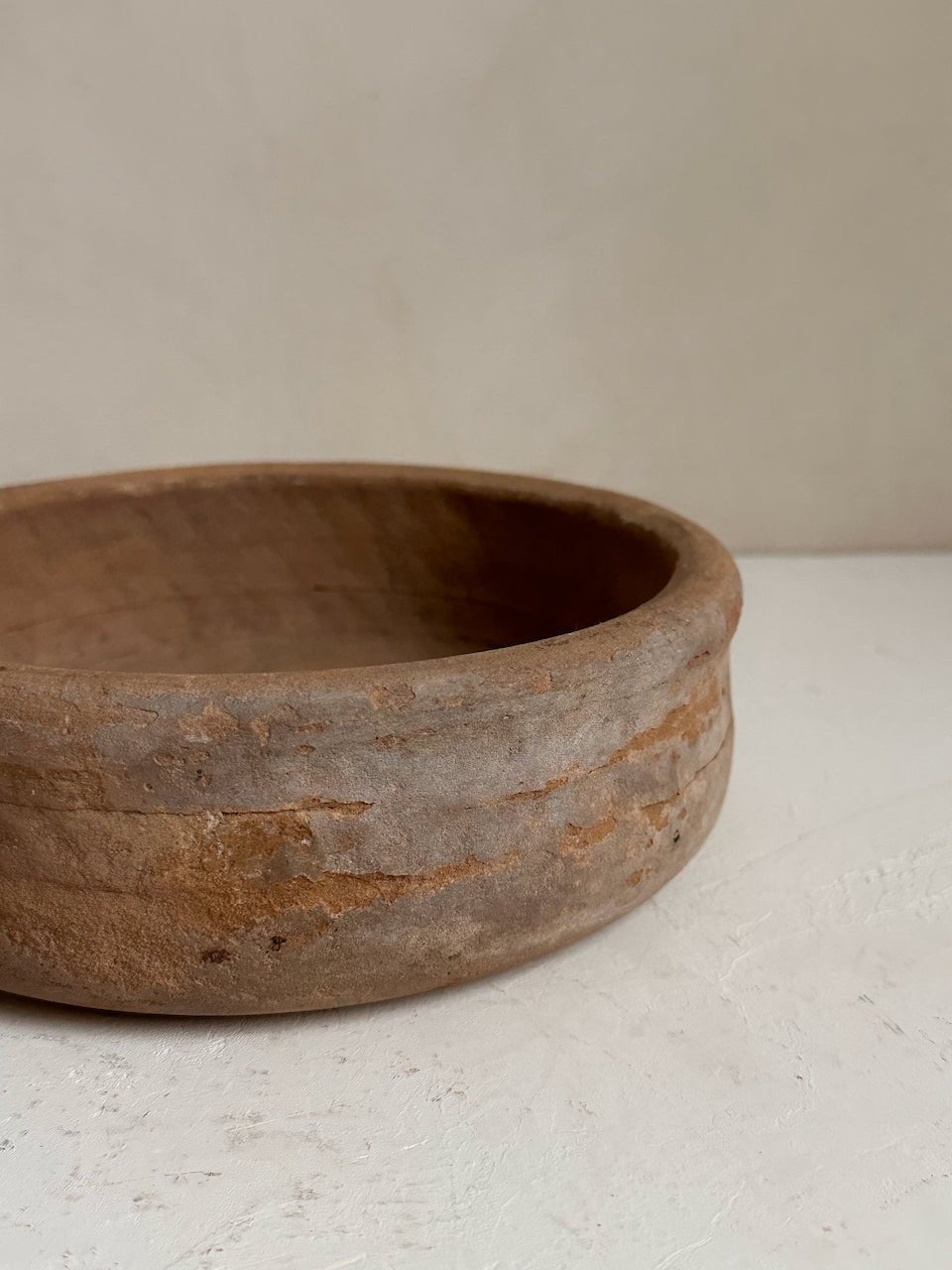 The Corner - Antique stone bowl N° 36 - Table & Kitchenware