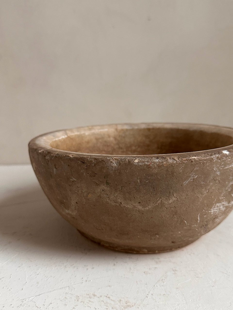 The Corner - Antique stone bowl N° 37 - Table & Kitchenware