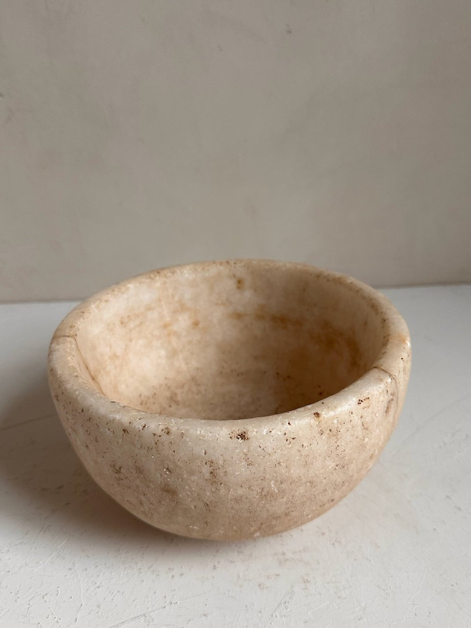 The Corner - Antique stone bowl N° 38 - Table & Kitchenware