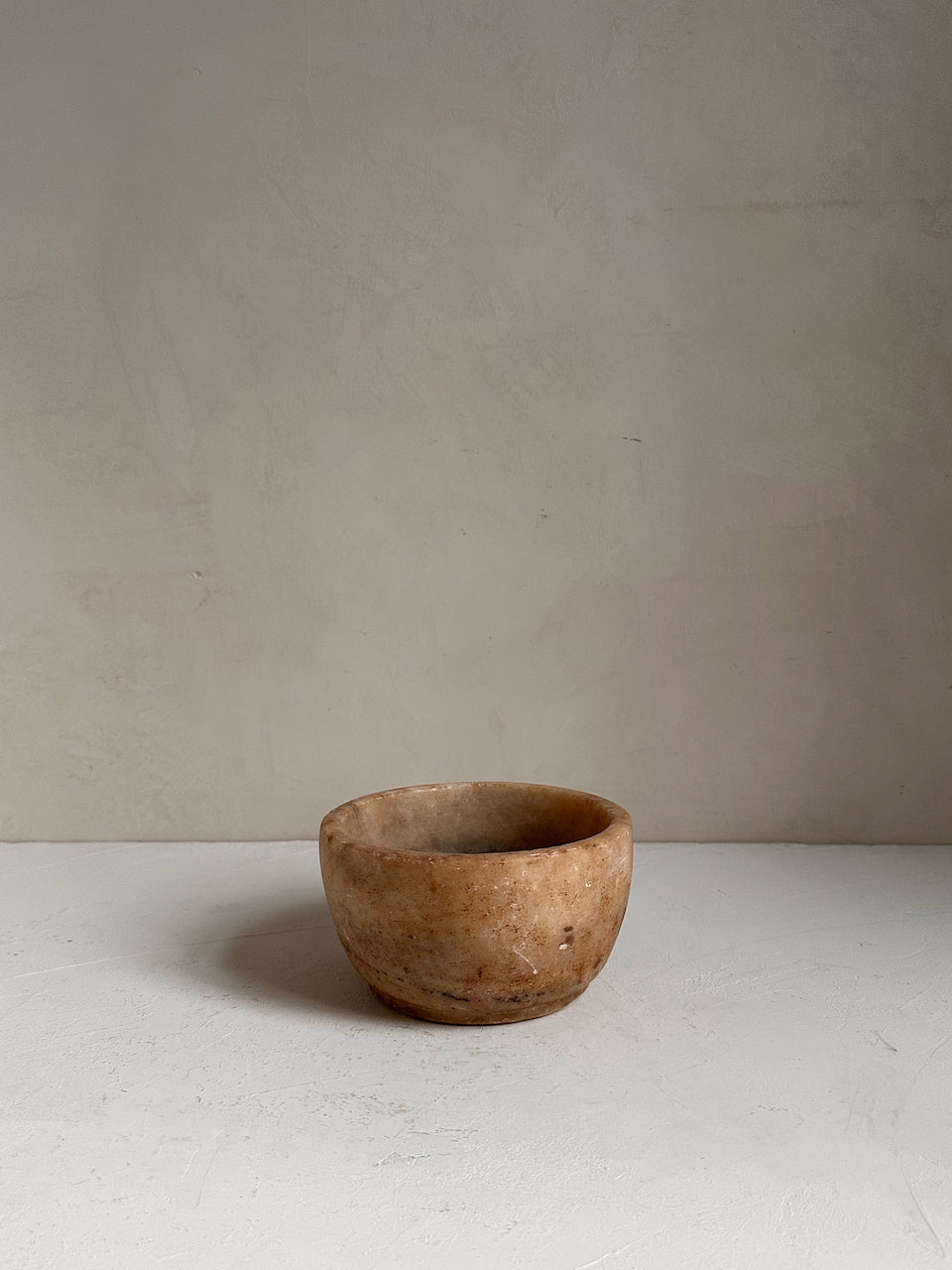 The Corner - Antique stone bowl N° 39 - Table & Kitchenware
