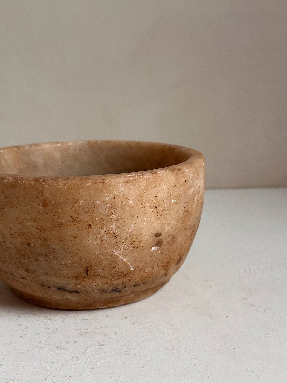 The Corner - Antique stone bowl N° 39 - Table & Kitchenware