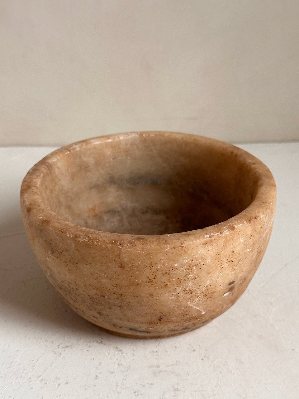 The Corner - Antique stone bowl N° 39 - Table & Kitchenware