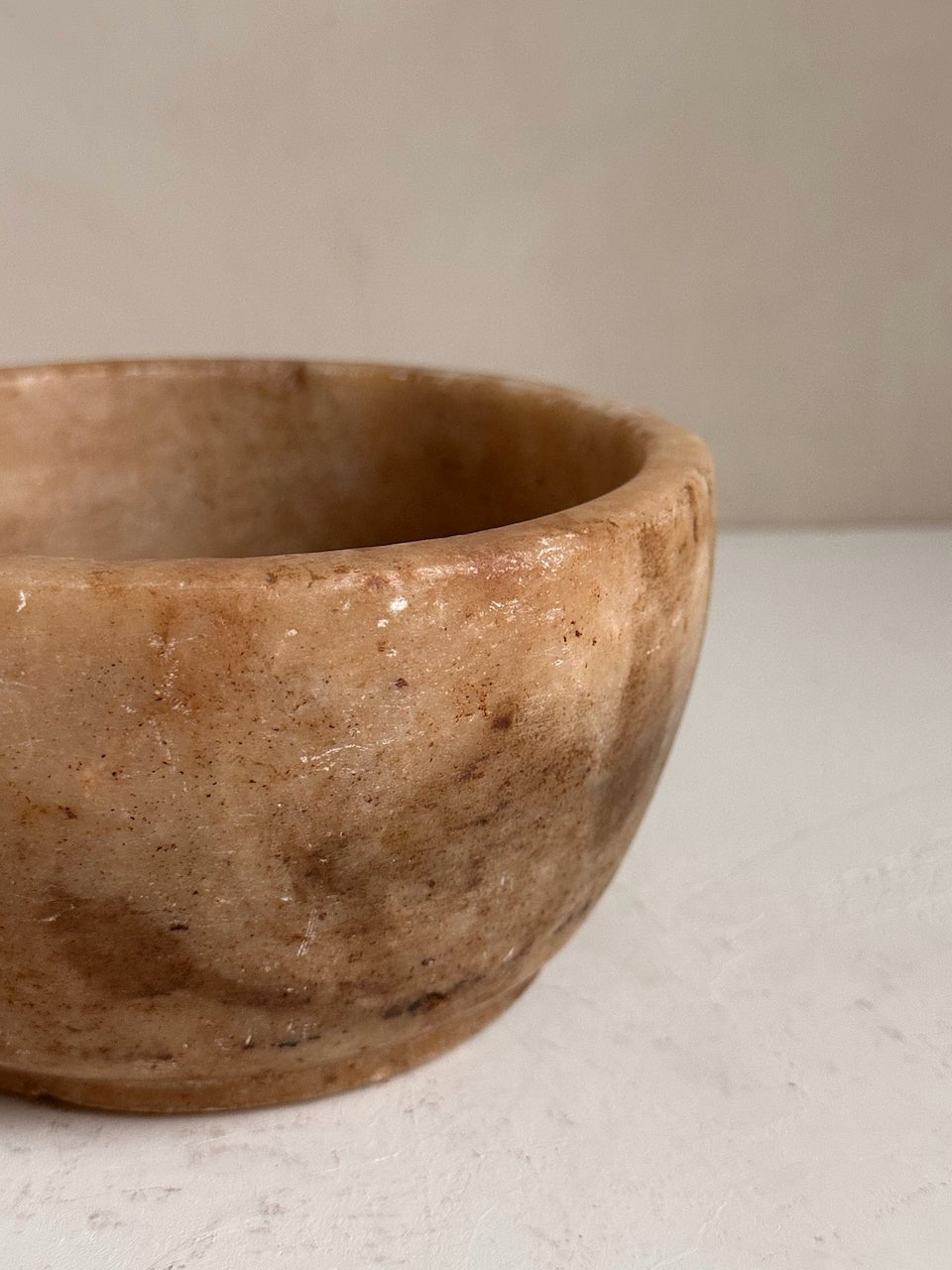 The Corner - Antique stone bowl N° 39 - Table & Kitchenware