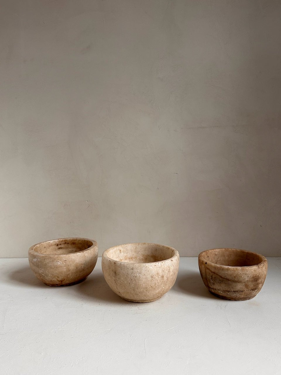 The Corner - Antique stone bowl N° 39 - Table & Kitchenware
